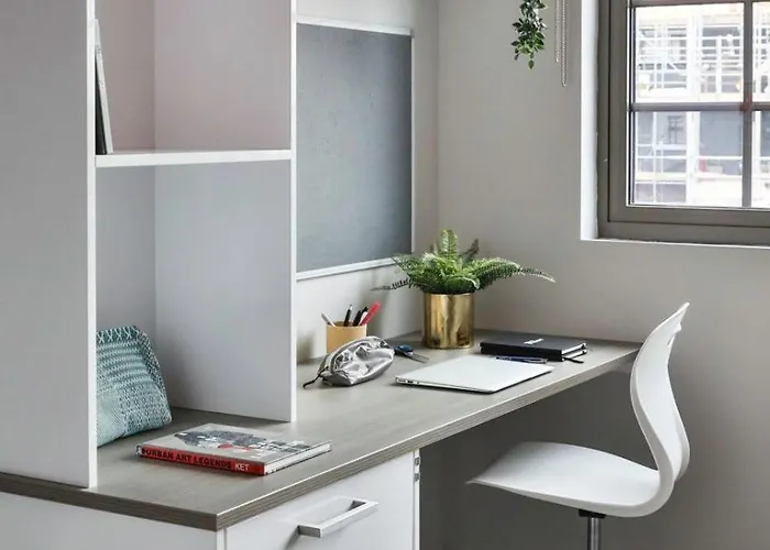 For Students Only - Samuel Tuke In York